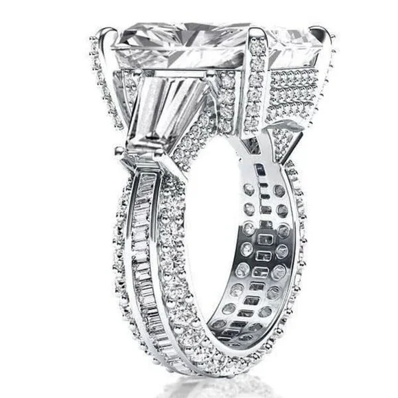 🍁  Princess Cut 4A CZ Micro Moissanite Ring for Women, FB16FA1096 - Picture 2 of 3